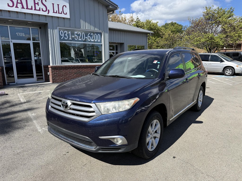 2012 Toyota Highlander Base's photo