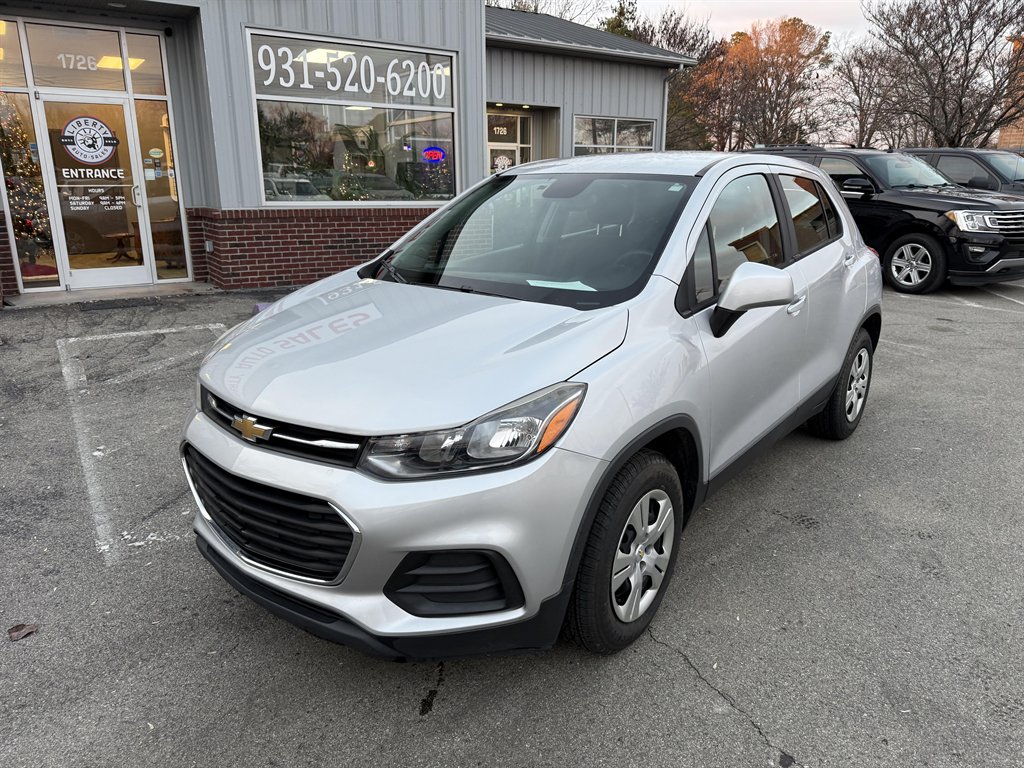 2017 Chevrolet Trax LS's photo