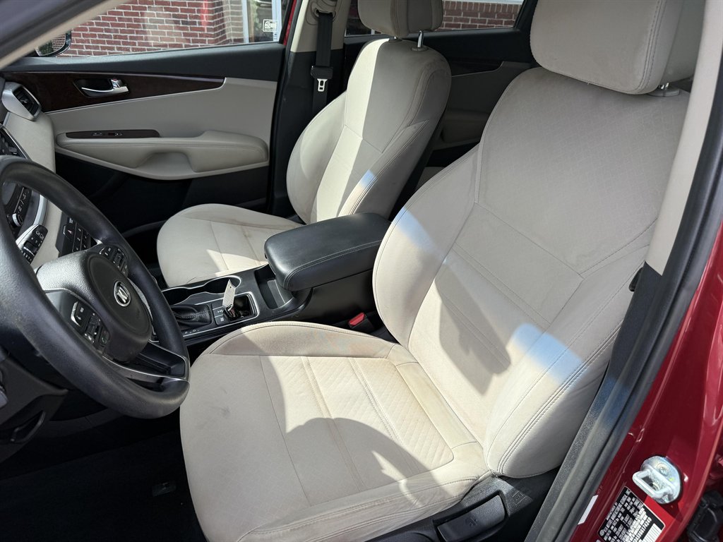 2016 Kia Sorento LX - Photo 11